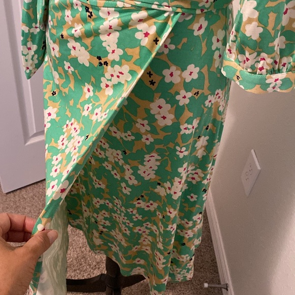 LILLY PULITZER DRESS - Picture 6 of 14